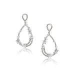 ΝΥΦΙΚΑ ΣΚΟΥΛΑΡΙΚΙΑ ΚΡΕΜΑΣΤΑ ΜΑΚΡΙΑ ΑΠΟ ΕΠΙΠΛΑΤΙΝΩΜΕΝΟ ΑΣΗΜΙ ΜΕ ΖΙΡΓΚΟΝ BL90